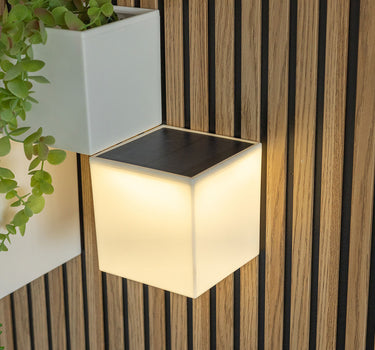 (PACKS) WALLY Solar Charging Wall Light