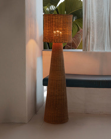 GRACE-140-2#alimentación_BATERÍA RECARGABLE (USO EXTERIOR E INTERIOR)#luz_BLANCO CÁLIDO