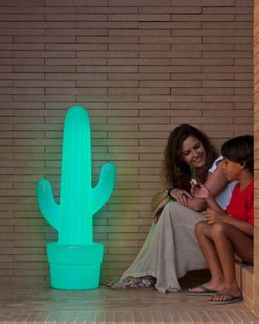 kaktus-8#Alimentación_Batería Recargable (Uso exterior e interior)#color_Blanco Translúcido#luz_COLORES RGB + BLANCO