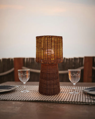 GRACE_40#Alimentación_BATERÍA RECARGABLE (USO EXTERIOR E INTERIOR)#Luz_BLANCO CÁLIDO