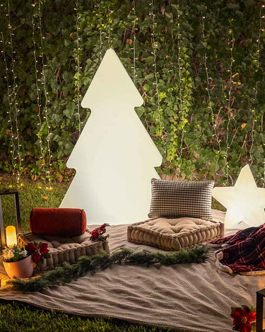 pinus#Tamaño_78 x 35 x 100 cm#Alimentación_BATERÍA RECARGABLE (USO EXTERIOR E INTERIOR)#Luz_Colores RGB + Blanco