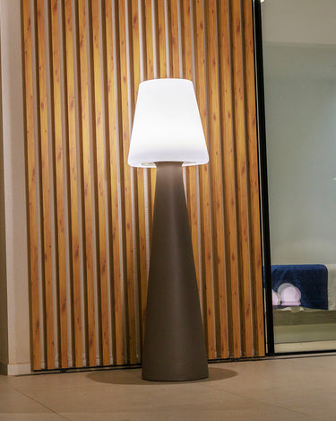 lolapop-4#alimentación_BATERÍA RECARGABLE (USO EXTERIOR E INTERIOR)#luz_Blanco frío + Blanco cálido#Color principal (opaco)_topo