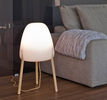LÁMPARA DE PIE DE DISEÑO CON PATAS DE MADERA ROCKET