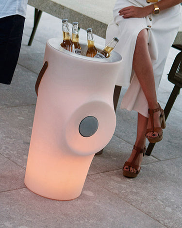 woody#Alimentación_Batería Recargable con altavoz (Batería recargableuso exterior e interior)