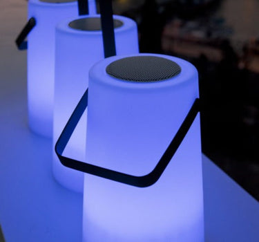 ALTAVOZ PORTÁTIL CON LUZ NÓMADA PLAY